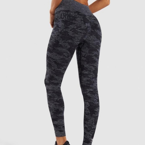 Gymshark Adapt Camo leggings - Picture 2 of 4